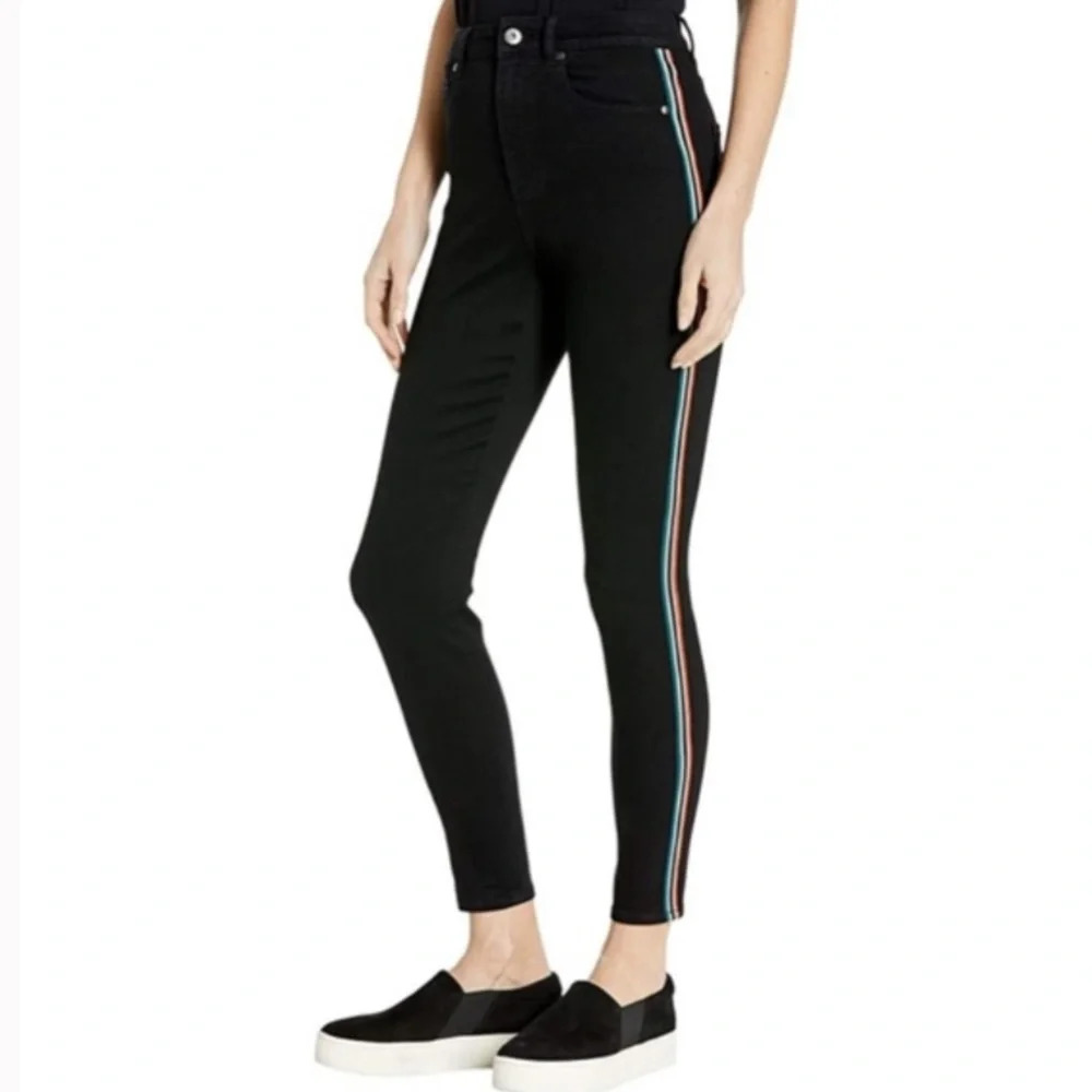 BB Dakota Stay Cool Jeans W Side Stripes In Black New with Tag W-197 Size 28